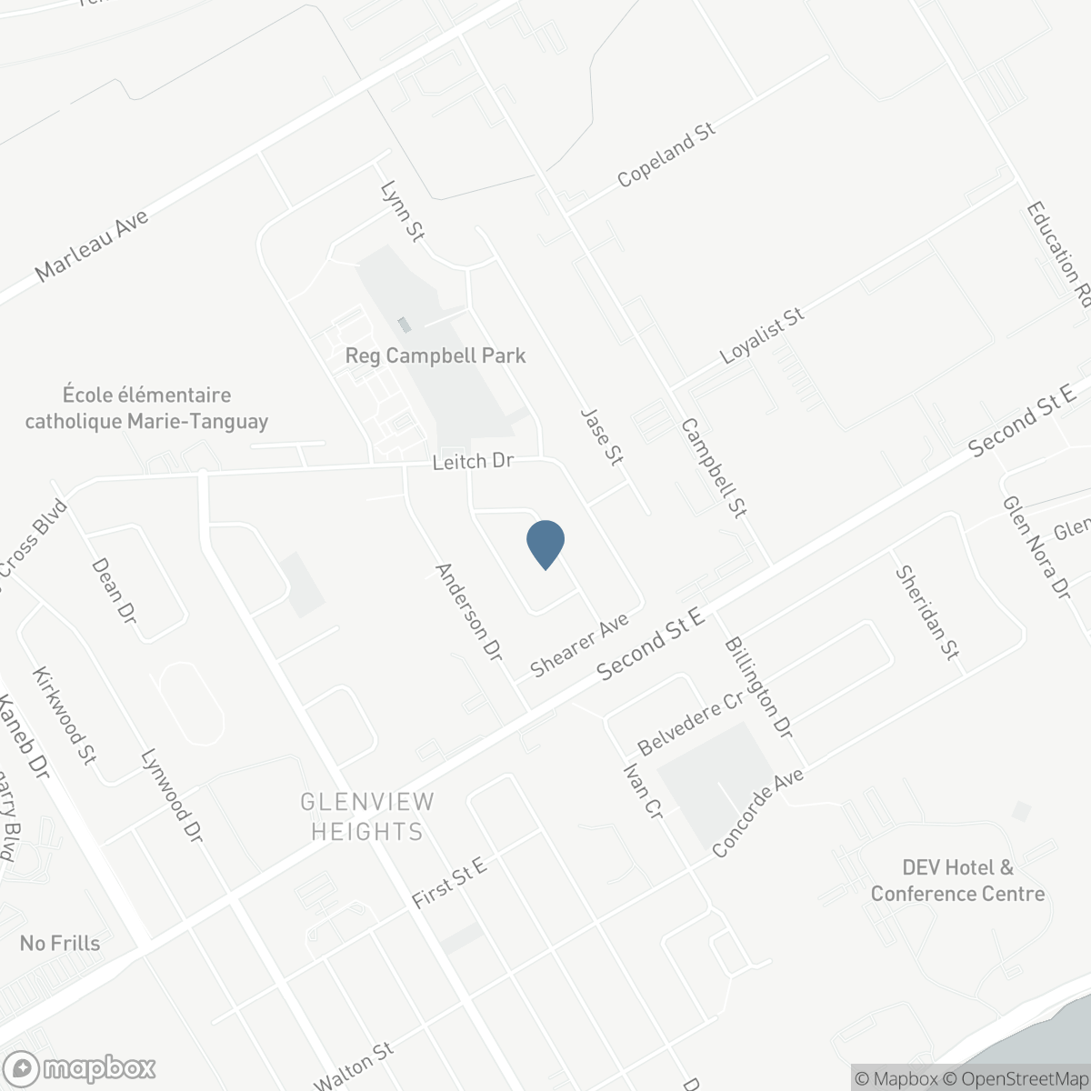 421 BEACH AVENUE, Cornwall, Ontario K6H 5P3